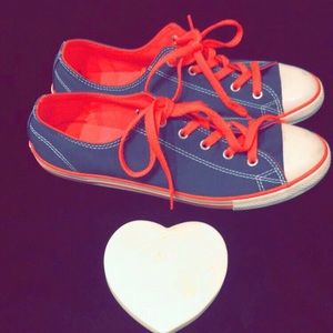 Converse Hot Pink & Navy